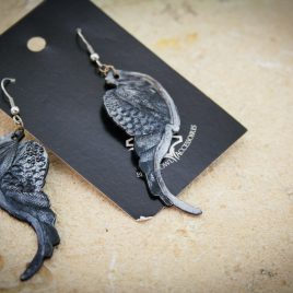Flügelohrring Ohrhaken Engelsflügel silber- schwarz