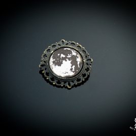 Brosche Vollmond Fullmoon Mond Moon and bat Mond und Fledermaus Anstecknadel 2 Varianten