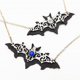 Halskette Kette Fledermaus mit Stein Bat Nachtschwärmer Flattermaus Echtleder 3 Varianten
