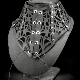 Halskorsett Korsett Halsband Halsschmuck Kette Spinnenwebe Spiderweb Spinnennetz Echtleder 2 Varianten